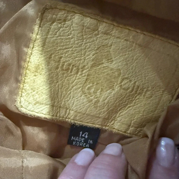 Vintage Leather Midi Skirt with A-Line Silhouette - Picture 6 of 9